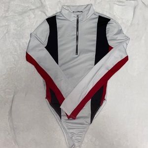 🐥3/$15 White/Red/Black Fashion Nova Bodysuit !